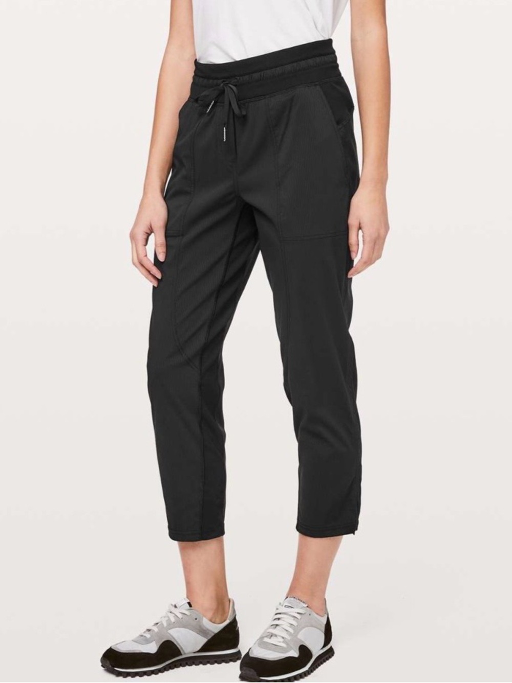 Lululemon Dance Studio Crop *25"